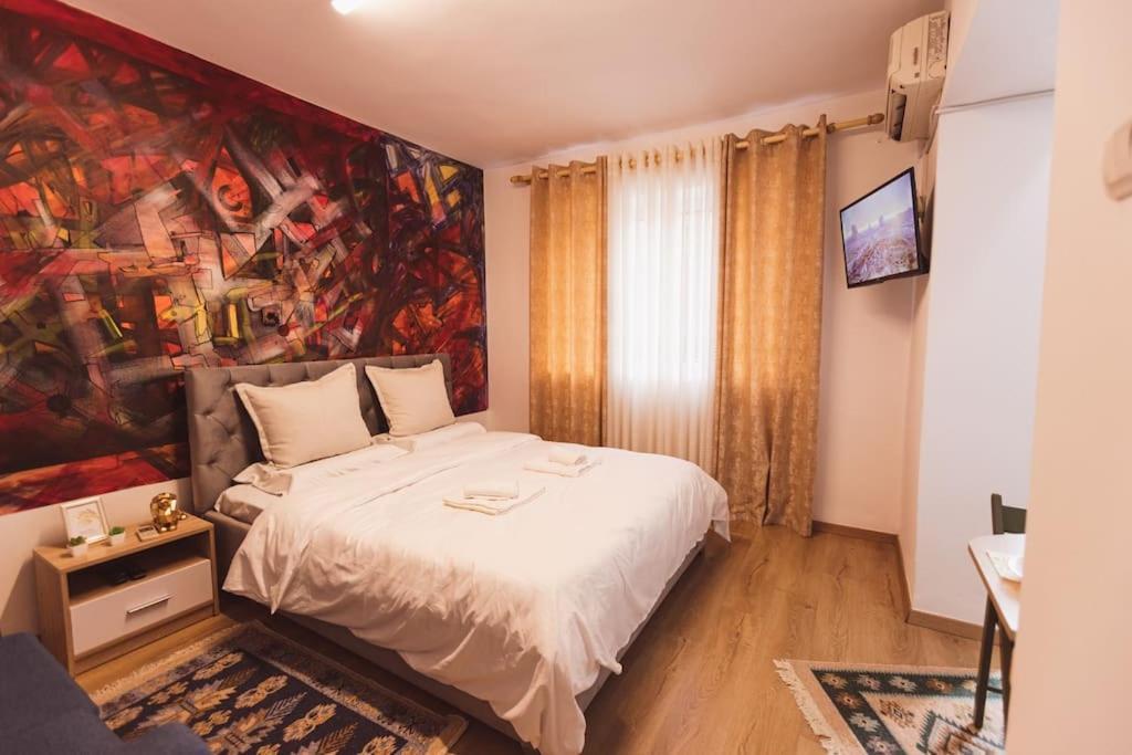 Art Studio Myslym Shyri Tirana Buitenkant foto