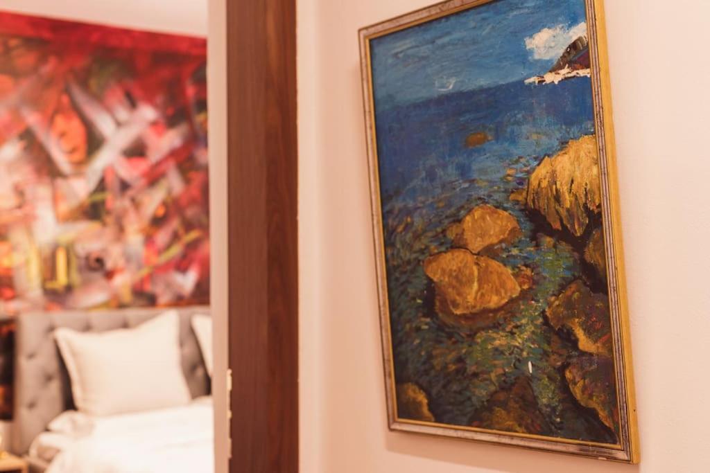 Art Studio Myslym Shyri Tirana Buitenkant foto