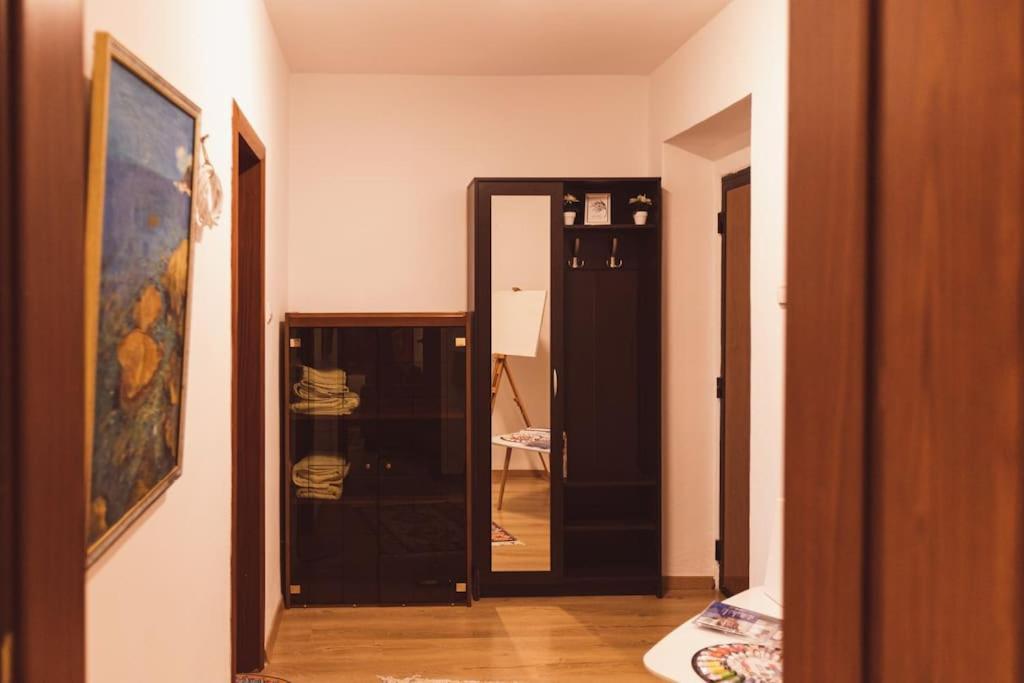 Art Studio Myslym Shyri Tirana Buitenkant foto