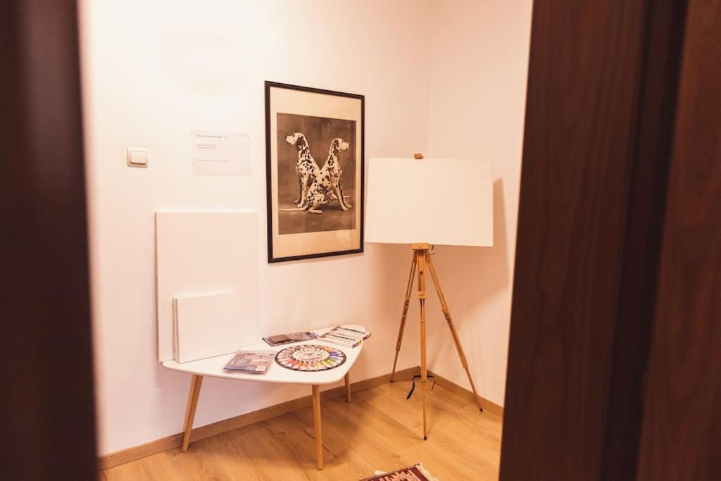Art Studio Myslym Shyri Tirana Buitenkant foto