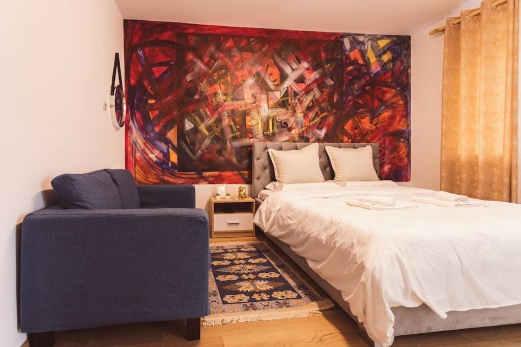 Art Studio Myslym Shyri Tirana Buitenkant foto